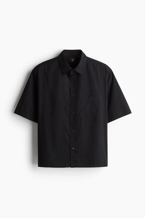 H&M Kurzarmhemd in Oversized Fit - Schwarz