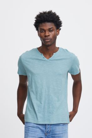 Blend T-Shirt BLEND BHAshton split neck tee, Herren, Gr. S, blau (dusty blau), Single Jersey, Obermaterial: 100% Baumwolle, unifarben, regular fit h&uuml;ftbedec