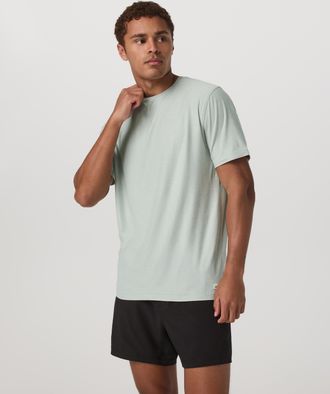 Vuori Clothing Strato Tech T-Shirt | Storm Blue Heather | XS, Size Extra Small