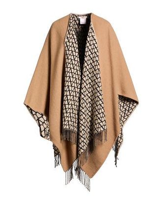 Valentino Garavani Capes