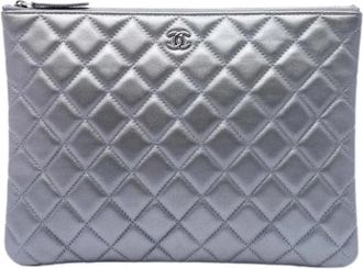 Chanel Pre-owned Quilted Metallic Lambskin Clutch - Dames - Vintage Clutch - Grijs - ONE Size - Vintage
