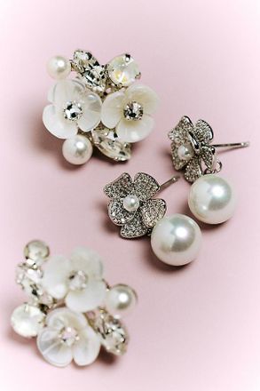 Gemelli Flower Pearl Drop Earrings