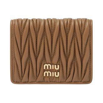 Miu Miu Kleine Nappa Matelass&eacute; Portemonnee - Dames - Portefeuilles - Bruin - ONE Size - Leer - Accessoires