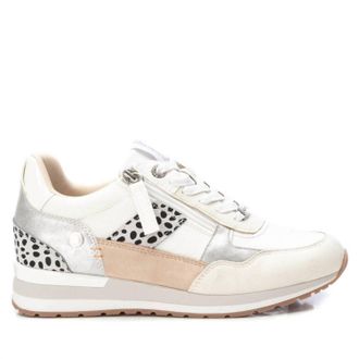 Xti Womens Trainer Sneakers In White