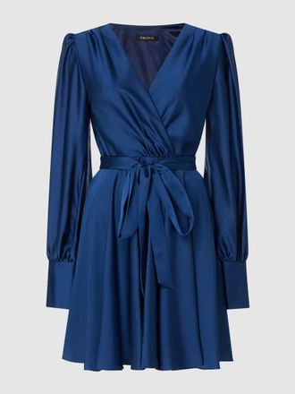 Swing Cocktailkleid in Wickel-Optik in Blau, Gr&ouml;&szlig;e 32