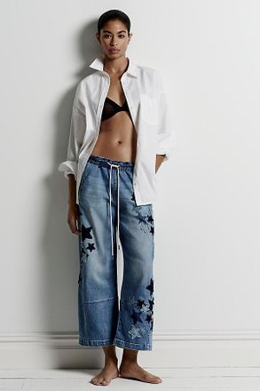 Pilcro Izzie Relaxed Star Pull-On Barrel Jeans