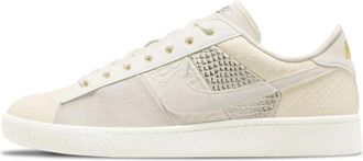 Nike Tennis Classic CS Premium Horlogeband - Heren - Skateschoenen - Beige - 41 EU - Leer - Fitness