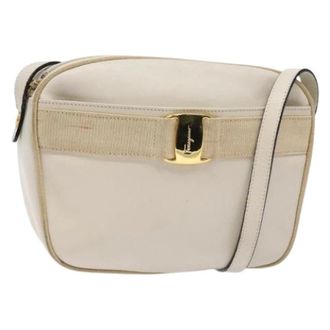Ferragamo Tweedehands leren schoudertassen - Dames - Pre-owned - Beige - Maat: ONE Size Leer