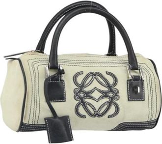 Loewe Pre-owned Handbags, female, White, Size: ONE SIZE Pre-owned Leather Handbag