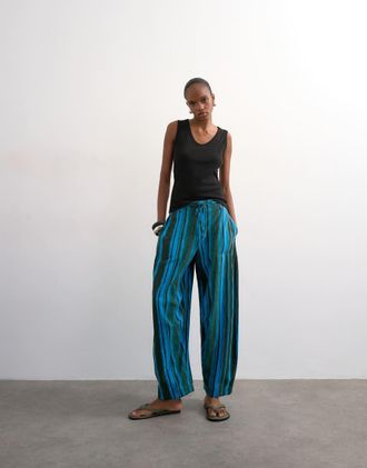 Topshop Pantaloni a cilindro in lino blu a righe allacciati in vita