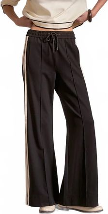 Elan It Girl Track Pant In Black