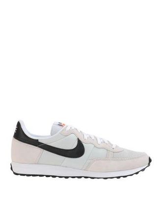 Nike CHALLENGER