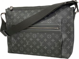 Louis Vuitton Black Shoulder Bag (Pre-Owned)
