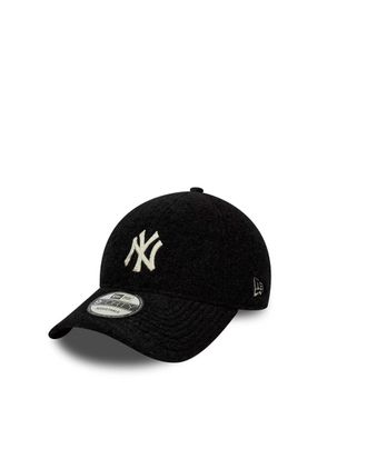 New Era Unisex Cap 9forty Winter Borg Black Crown Hat