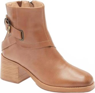 Chocolat Blu Womens Inka Booties In Brown