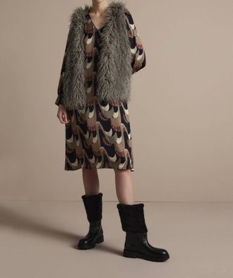 Summum Gilet Faux Fur Vest In Clay