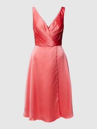 Luxuar Luxuar Knielanges Cocktailkleid mit gelegten Falten in Koralle, Gr&ouml;&szlig;e 34