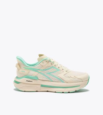 Diadora Womens Cellula Shoes In Whisper White/cabbage