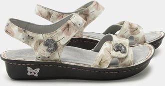 Alegria Womens Vienna Sandal In Soft As I Leaf You