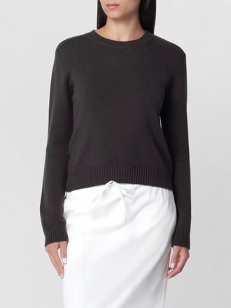 Lisa Yang jumper