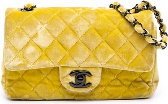 Chanel Borsa a tracolla rettangolare mini in velluto con battente 2014-2015 - Giallo