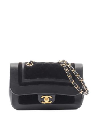 Chanel 2017-2018 CC turn-lock shoulder bag - women - Lambskin/Velvet - One Size - Black