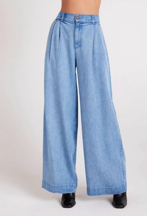 Bella Dahl Greta Pleated Wide Leg Trouser In Vintage Horizon