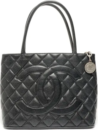 Chanel Black Grained Calfskin Tote Bag (Pre-Owned)