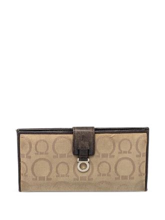 Ferragamo Gancini leather wallet - Neutrals