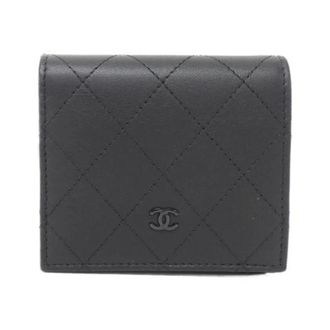 Chanel Pre-owned Wallets, female, Black, Size: ONE SIZE Pre-owned Calfskin Short Wallet