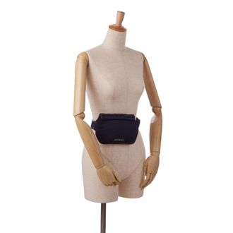 Jacquemus Le Pitchou Heuptas