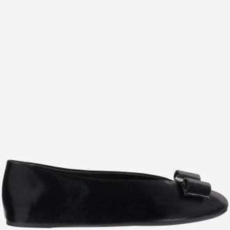 Ferragamo Leder Bow Ballerina Flats