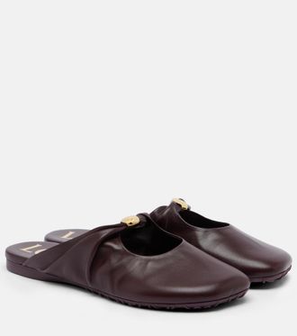 Loewe Mules Pebble Soft de piel