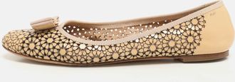 Ferragamo Beige Patent Leather Laser Cut Vara Bow Ballet Flats