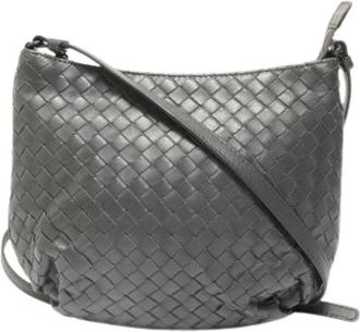 Bottega Veneta Pre-owned Cross Body Bags, female, Gray, Size: ONE SIZE Pre-owned Intrecciato Shoulder Bag