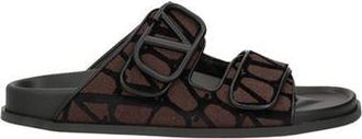 Valentino Garavani CALZADO - Sandalias con cierre en YOOX.COM