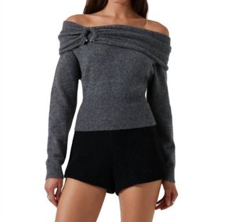 Astr Wylie Off Shoulder Sweater In Charcoal