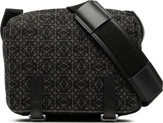 Loewe Borsa a tracolla Military XS in tela con motivo Anagram 2021 - Nero