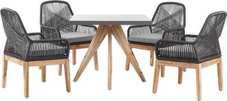 Beliani Conjunto De Comedor Para Jard&iacute;n Cemento Reforzado De Madera Gris Claro Para 4 Personas Mesa Cuadrada Sillas Negras Dise&ntilde;o Moderno Olbia
