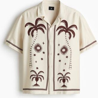 H&M Relaxed Fit Printed Resort Shirt in Light Beige/patterned at Nordstrom, Size Xx-Large