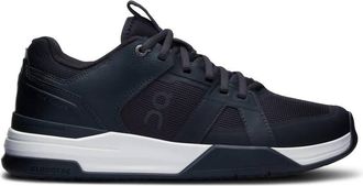 On Womens Roger Clubhouse Pro Shoes In Black/white