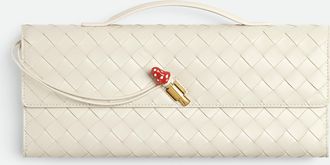 Bottega Veneta Andiamo Clutch - White - Women - 100% Lambskin
