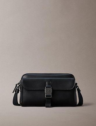 Calvin Klein Bolso Bandolera Para C&aacute;mara Saffiano Con Emblema
