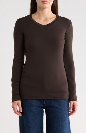 Go Couture V-Neck Long Sleeve T-Shirt in Raw Umber at Nordstrom Rack, Size X-Large