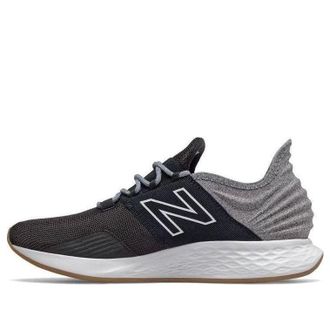 New Balance Fresh Foam Roav Tee Shirt - Black Light Aluminum MROAVTK