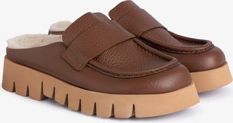Pedro Garcia Mule in brown leather| Bluma | fall- Winter 26 | PEDRO GARCIA