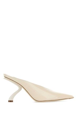Ferragamo Ivory Leather Heels