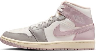 Nike Jordan Womens Air Jordan 1 Mid Shoes in White | BQ6472-122