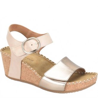 COMFORTIVA Womens Eldorah Sandal - Medium In Gold/beige