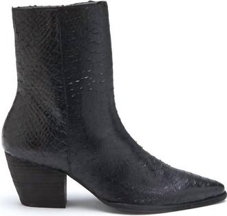 Matisse Footwear Womens Caty Snake Ankle Boot In Black